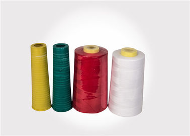Berwarna 100 Persen Spun Polyester Sewing Thread 20/2 20/3 Dengan Serat Terang