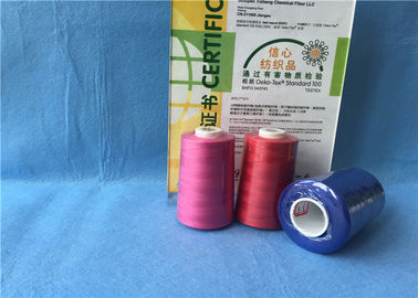 Dicelup Polyester Core Spun Thread Dengan 100% Spun Polyester Short Fiber High Strength