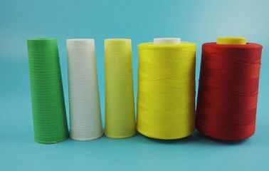 Colorful Dicelup 100% Polyester Thread Untuk Quilting / Sewing Resistance Keriput