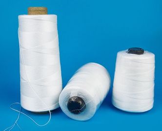 Cina Benang Count 20s / 6 20s / 9 100% Polyester, Material PP Woven Bag Closing Thread Jahit untuk Mesin Penutup Bag pemasok